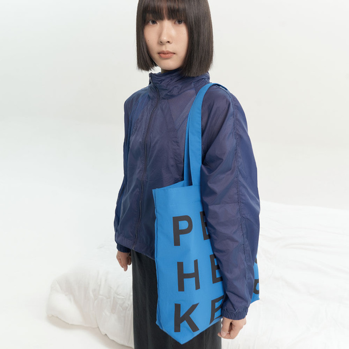 PEACH BASKET MARKET - p.b light bag (blue)
